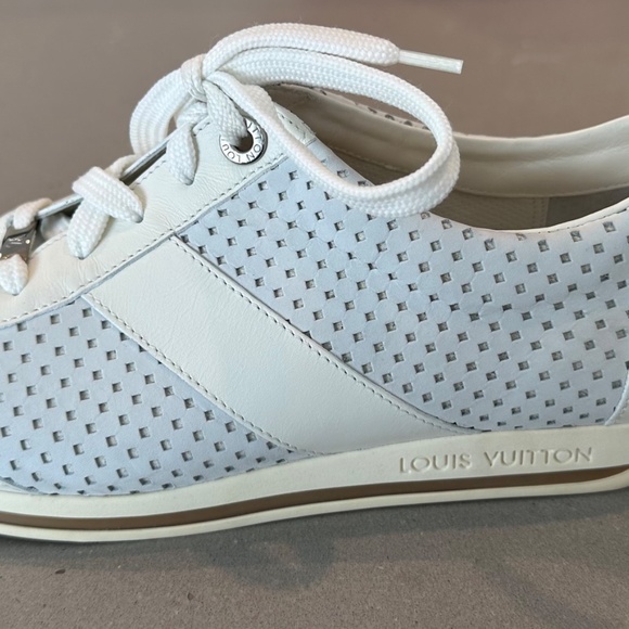 Men’s vintage Louis Vuitton shoes - Picture 4 of 7